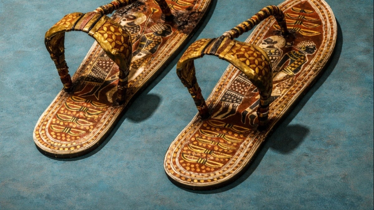 Tutankhamun’un 3 bin 300 yıllık sandaletleri