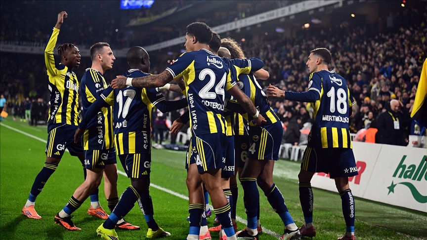 Fenerbahçe liderin ensesinde