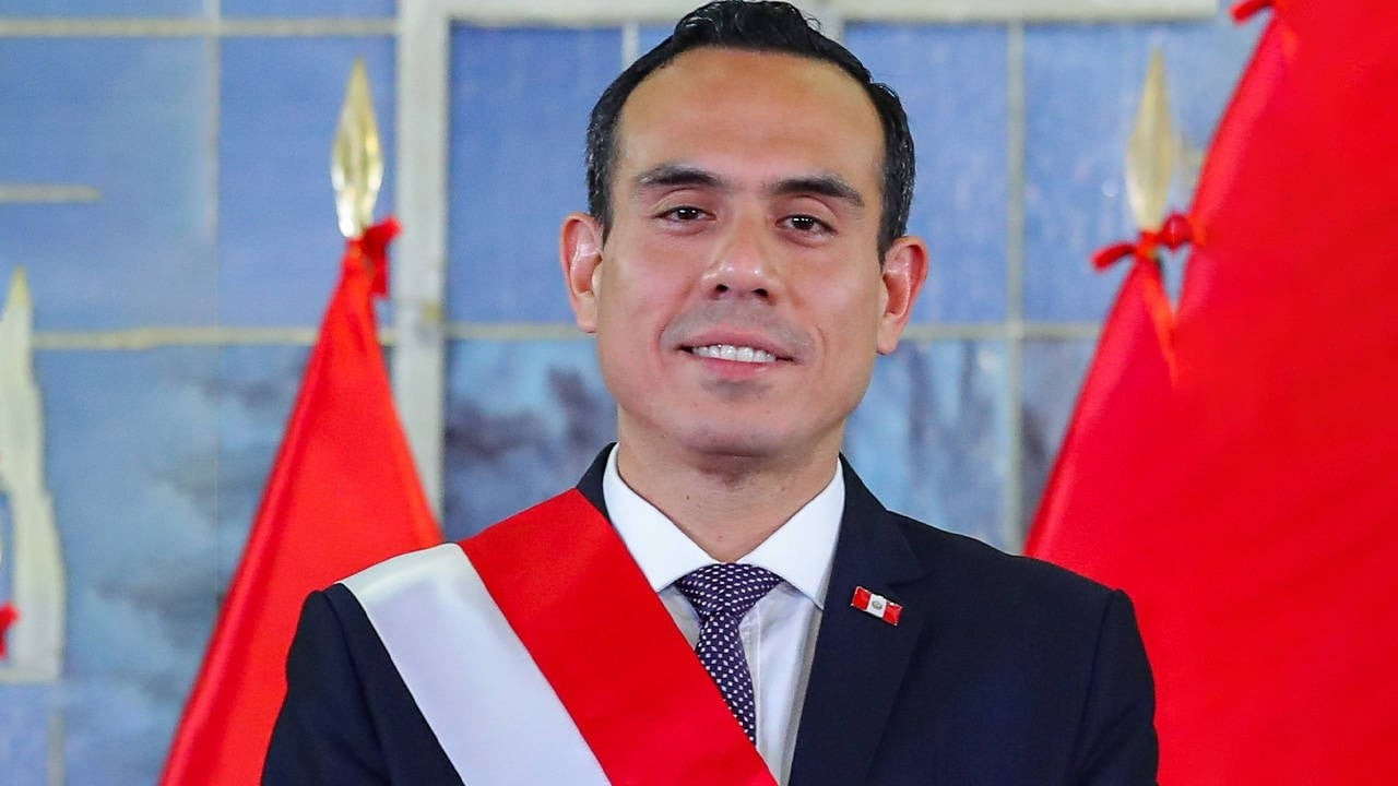 Peru’ya devlet başkanı dayanmıyor: 10 yılda sekizinci de gitti