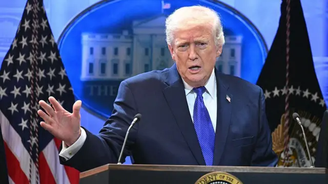 Yüzde 10 kesmedi, Trump küresel gümrük vergilerini yüzde 15’e çıkardığını açıkladı