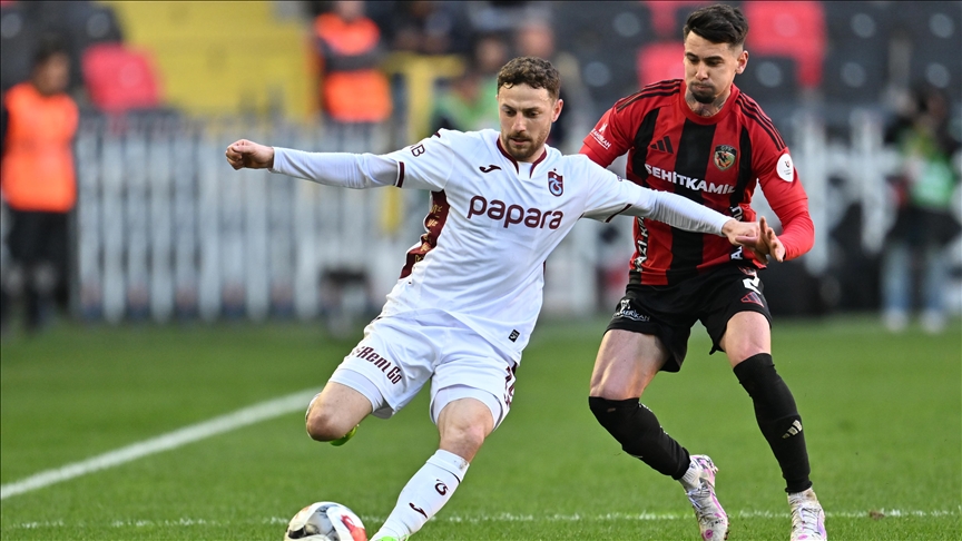 Trabzonspor deplasmanda galip