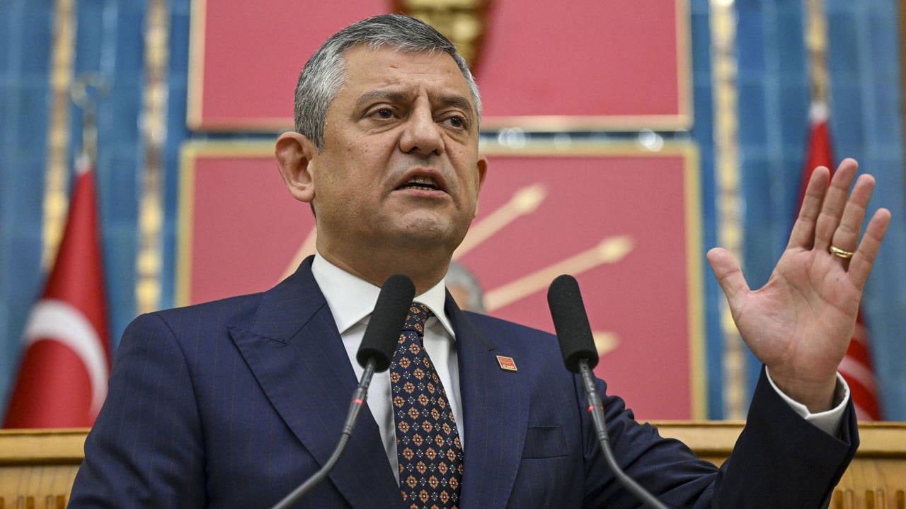 Özgür Özel: 18 Mart gecesi tüm İstanbul ayakta olacağız