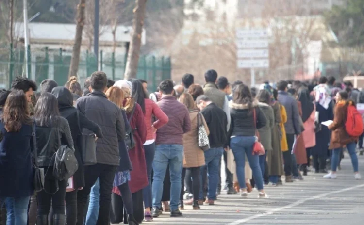 İnsan eliyle yaratılmış bir afetin içinde yaşayıp bunu hiç konuşmamak