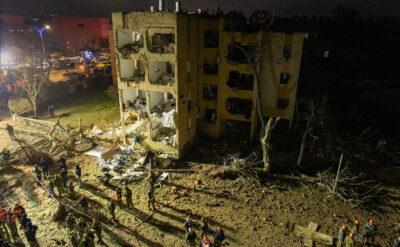 Savaşta dördüncü hafta: İran vuruyor, ABD Hürmüz boğazını açamıyor