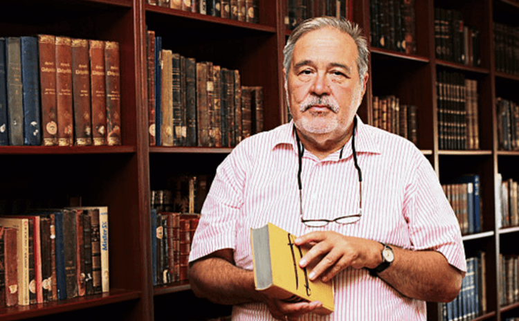 İlber Hoca ile tarihte yolculuk ve dedikodu keyfi