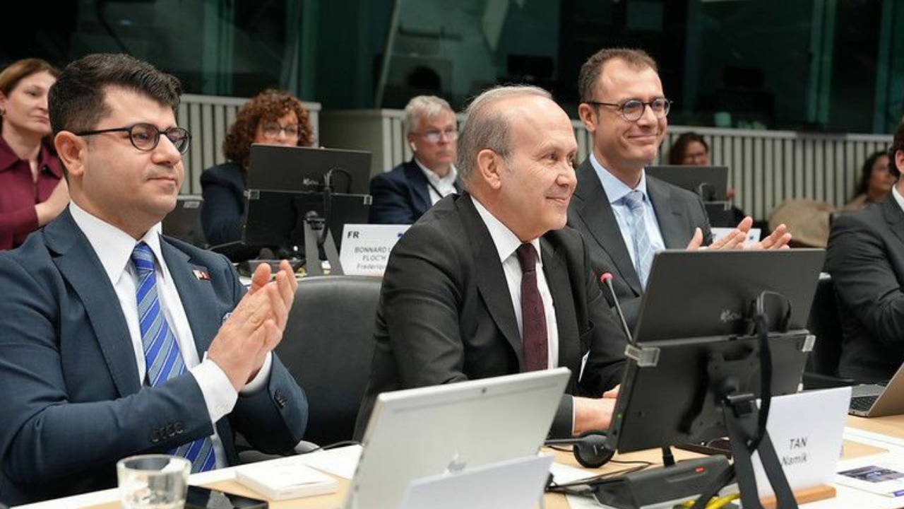 Ekrem İmamoğlu’na Paweł Adamowicz Ödülü verildi