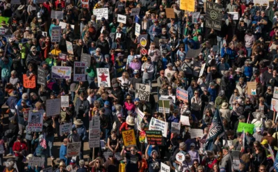 Amerika’da milyonlar Trump’a karşı protestodaydı: Kral istemiyoruz!