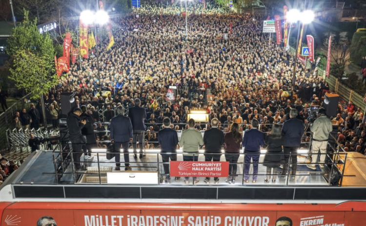 CHP’den Ataşehir’de dev miting: Yaptıklarınızın hesabını burnunuzdan fitil fitil getireceğiz
