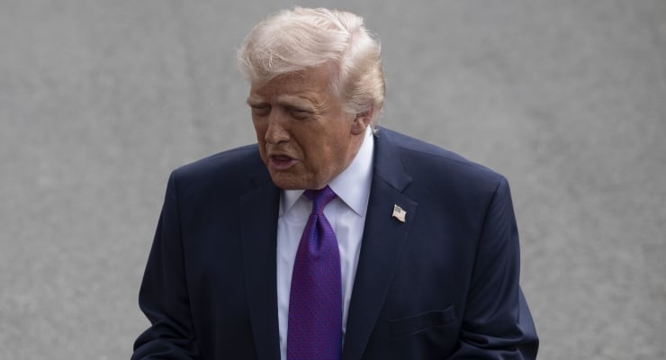 Trump iddia etti: İran’ın yeni başkanı az önce ateşkes istedi