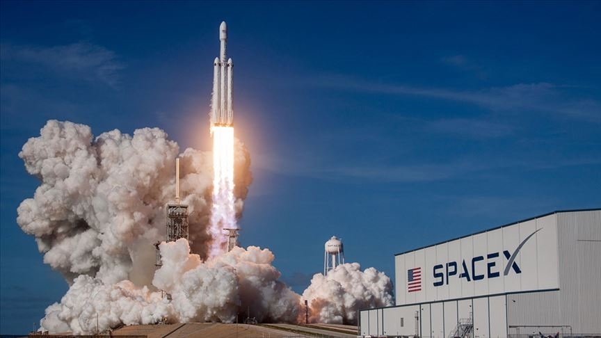 SpaceX 1,75 trilyon dolarlık değerlemeyle halka açılıyor