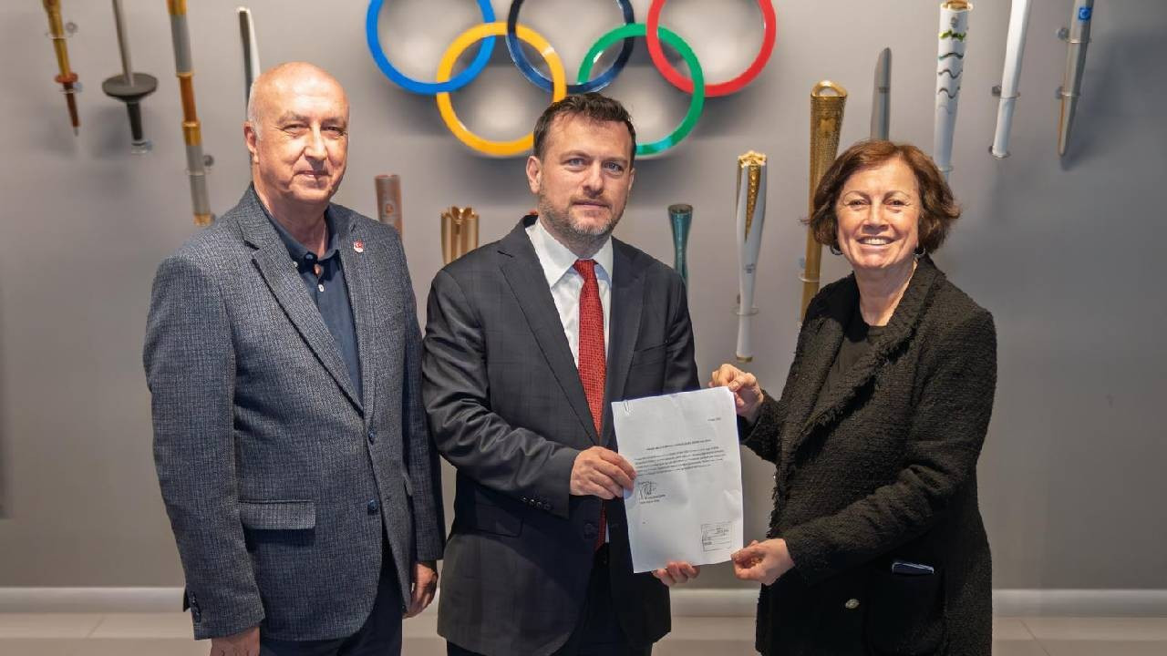 İktidarın eli Olimpiyat Komitesine de uzandı