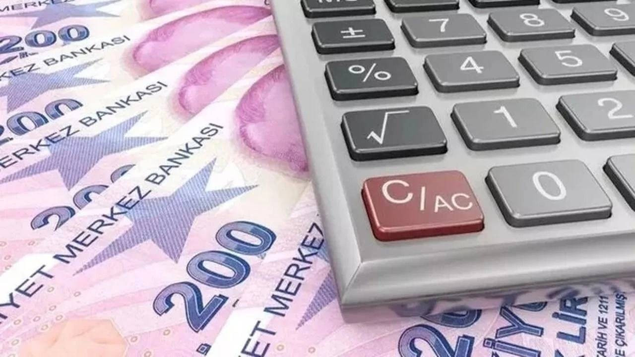 Hazine yüzde 42,66 faizle 11 aylık borç aldı