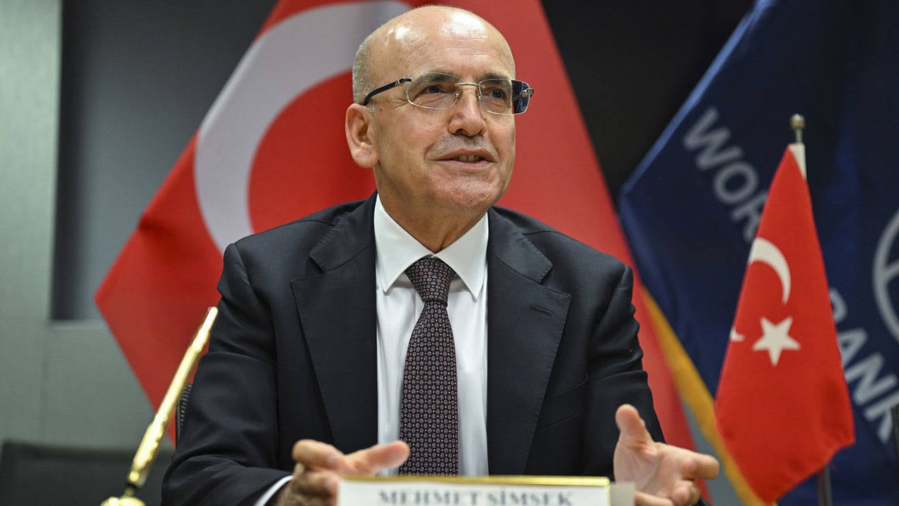 Mehmet Şimşek: 400 bini aşkın yüksek gelirli istihdam sağlanacak