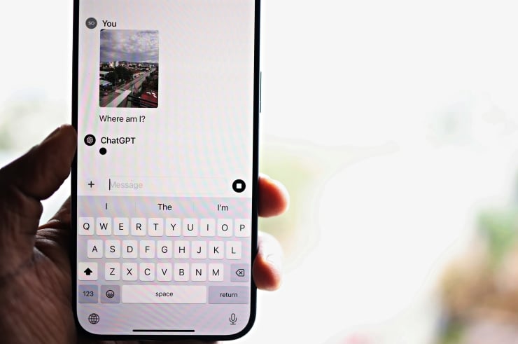 ChatGPT yellenme sesi için ‘çok güzel şarkı ama biraz ürkütücü’ dedi