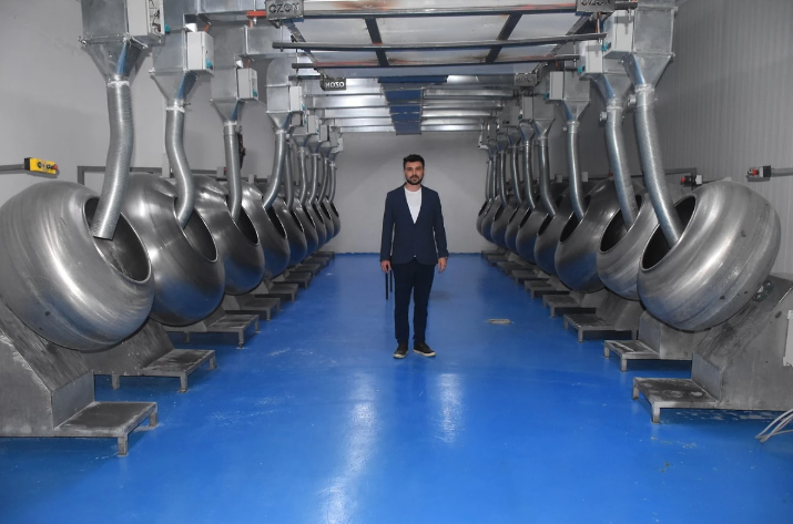 İşçisi olduğu çikolata fabrikasını satın aldı, yedi ülkeye satış yapıyor