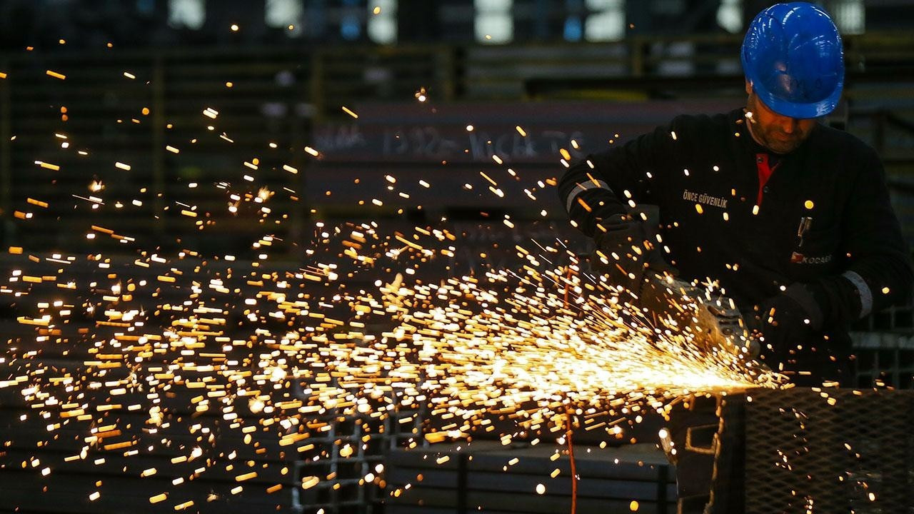 Kapasite kullanımı üç ay sonra yükselişe geçti