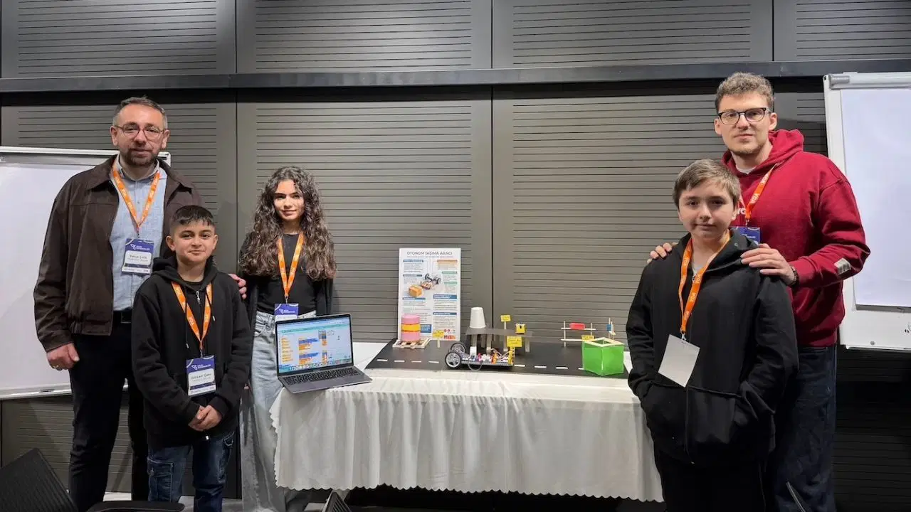 Eczacıbaşı VitrA ve YGA, Bilecik’teki 6.684 öğrenciyi bilimle buluşturdu