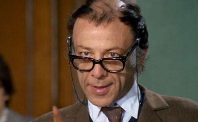 Hatırlayın, Mahmut Hoca dün öldürülen çocukların karnesini 50 yıl önce niye biz anne babalara vermişti?